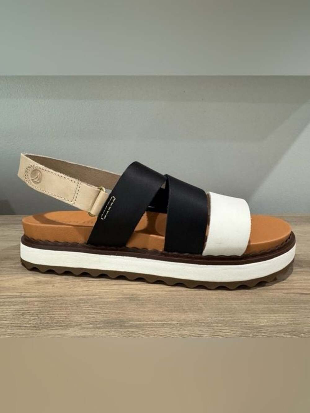 Sperry Black, White & Tan Platform Slingback Sandal, Women’s size 8.5